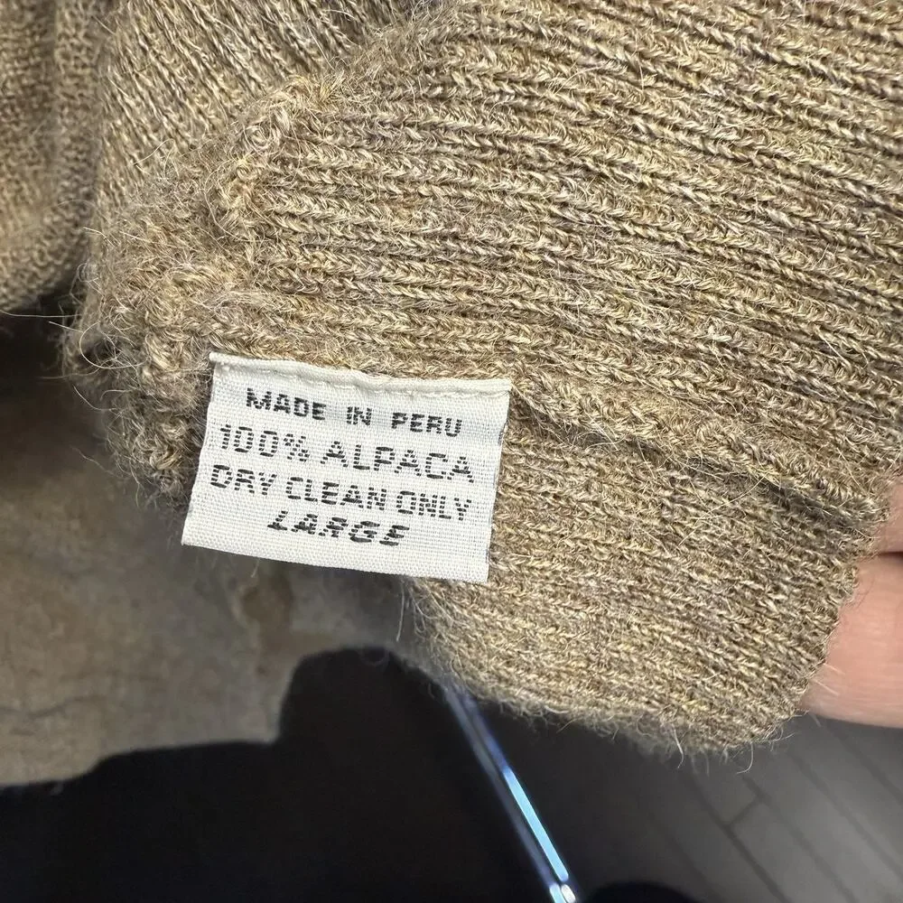 Andean 100% Alpaca Made In Peru Grey /Tan V-neck Puller over Sweater Size XL
